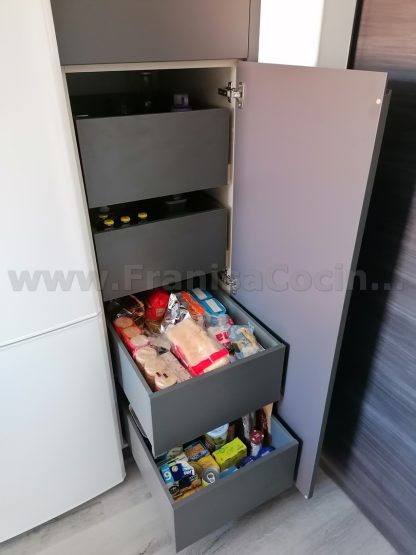Cocinas Modernas a Medida: Gris Antracita Mate Antihuellas y Acabados Premium - Imagen 62