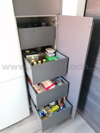 Cocinas Modernas a Medida: Gris Antracita Mate Antihuellas y Acabados Premium - Imagen 63