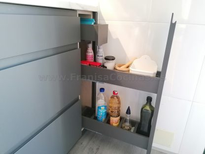 Cocinas Modernas a Medida: Gris Antracita Mate Antihuellas y Acabados Premium - Imagen 90