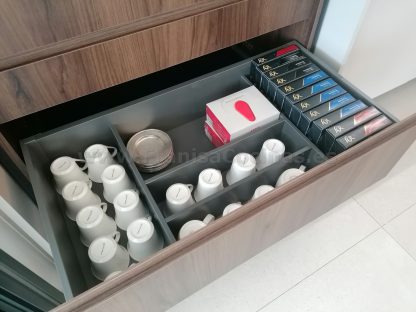 Mueble Desayunador a Medida con Puertas Escamoteables: La solución perfecta para tu cocina - Imagen 22