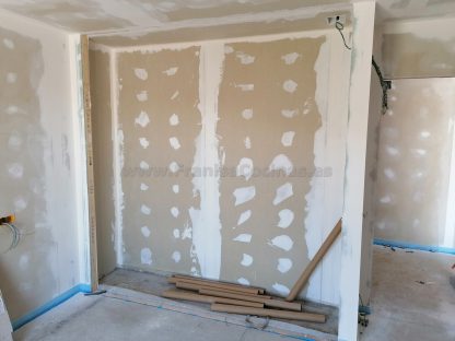 Armario lacado blanco de 2 puertas correderas de grandes dimensiones | Valladolid - Imagen 2