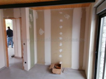 Armario Empotrado a Medida Gran Formato | Puertas Correderas Anchas Blanco Mate e Interior Lino Cancún con 10 Cajones - Imagen 3