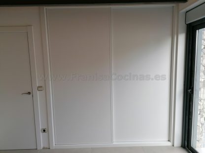 Armario Empotrado a Medida Gran Formato | Puertas Correderas Anchas Blanco Mate e Interior Lino Cancún con 10 Cajones - Imagen 23