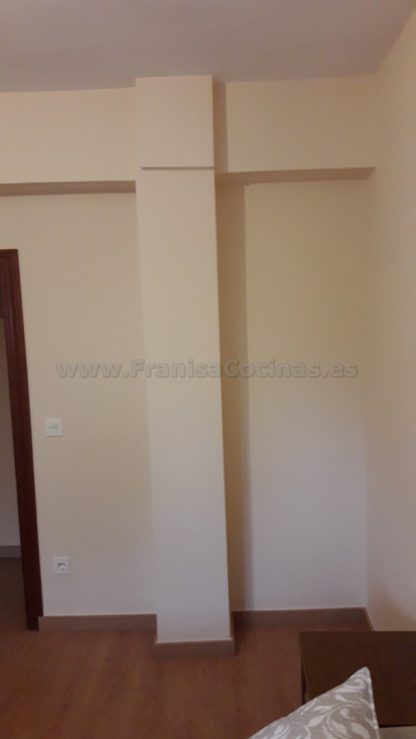 Armario melamina nogal - Imagen 8