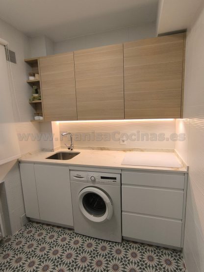 Cocina a Medida Blanca Mate y Roble: Diseño Moderno, Calidad Superior y Funcionalidad Premium - Imagen 5