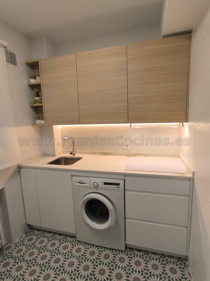 Cocina a Medida Blanca Mate y Roble: Diseño Moderno, Calidad Superior y Funcionalidad Premium - Imagen 6