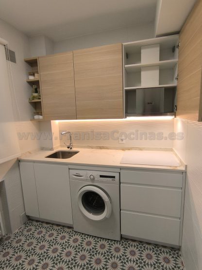 Cocina a Medida Blanca Mate y Roble: Diseño Moderno, Calidad Superior y Funcionalidad Premium - Imagen 7