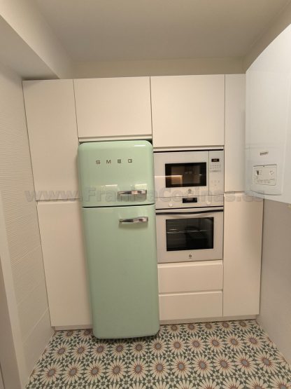 Cocina a Medida Blanca Mate y Roble: Diseño Moderno, Calidad Superior y Funcionalidad Premium - Imagen 32