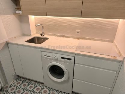 Cocina a Medida Blanca Mate y Roble: Diseño Moderno, Calidad Superior y Funcionalidad Premium - Imagen 45
