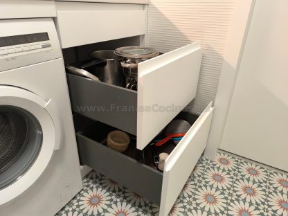 Cocina a Medida Blanca Mate y Roble: Diseño Moderno, Calidad Superior y Funcionalidad Premium - Imagen 52