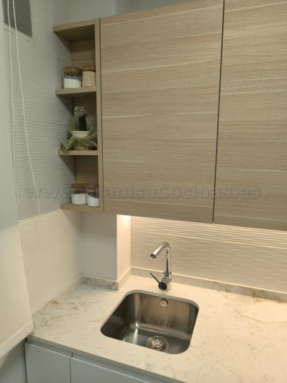 Cocina a Medida Blanca Mate y Roble: Diseño Moderno, Calidad Superior y Funcionalidad Premium - Imagen 64