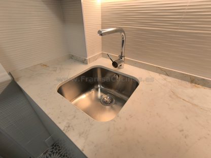 Cocina a Medida Blanca Mate y Roble: Diseño Moderno, Calidad Superior y Funcionalidad Premium - Imagen 66
