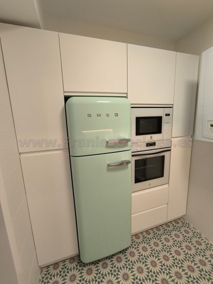 Cocina a Medida Blanca Mate y Roble: Diseño Moderno, Calidad Superior y Funcionalidad Premium - Imagen 78