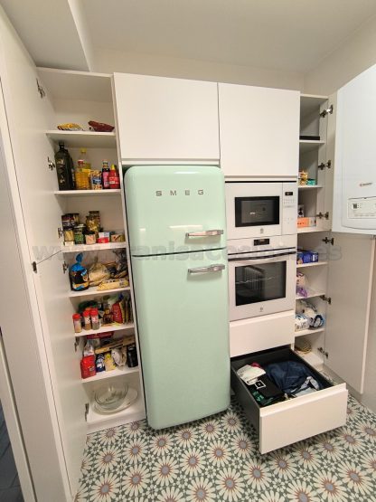 Cocina a Medida Blanca Mate y Roble: Diseño Moderno, Calidad Superior y Funcionalidad Premium - Imagen 25
