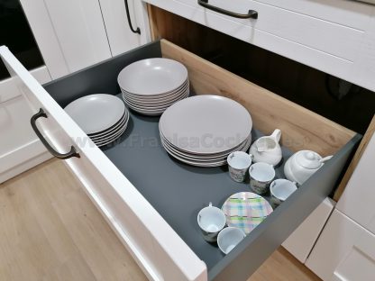 Cocina Modelo Bela: Elegancia Natural y Calidad en Madera de Fresno Blanco Roto - Imagen 14
